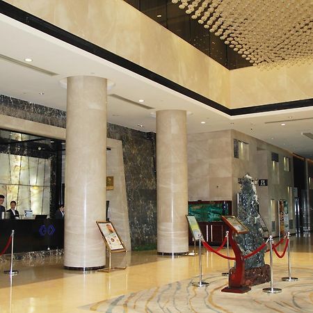 Haoyin Gloria Plaza Hotel Гуанчжоу Экстерьер фото