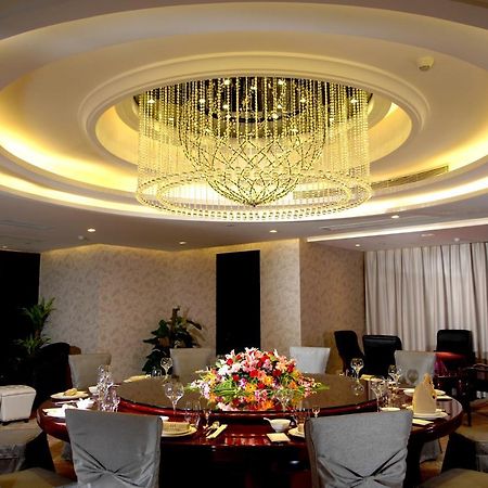 Haoyin Gloria Plaza Hotel Гуанчжоу Экстерьер фото