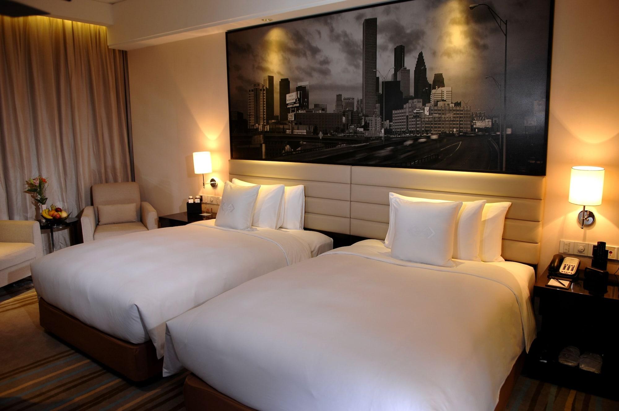 Haoyin Gloria Plaza Hotel Гуанчжоу Экстерьер фото