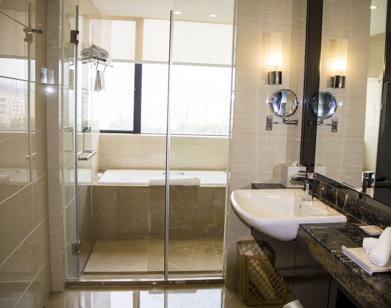 Haoyin Gloria Plaza Hotel Гуанчжоу Экстерьер фото